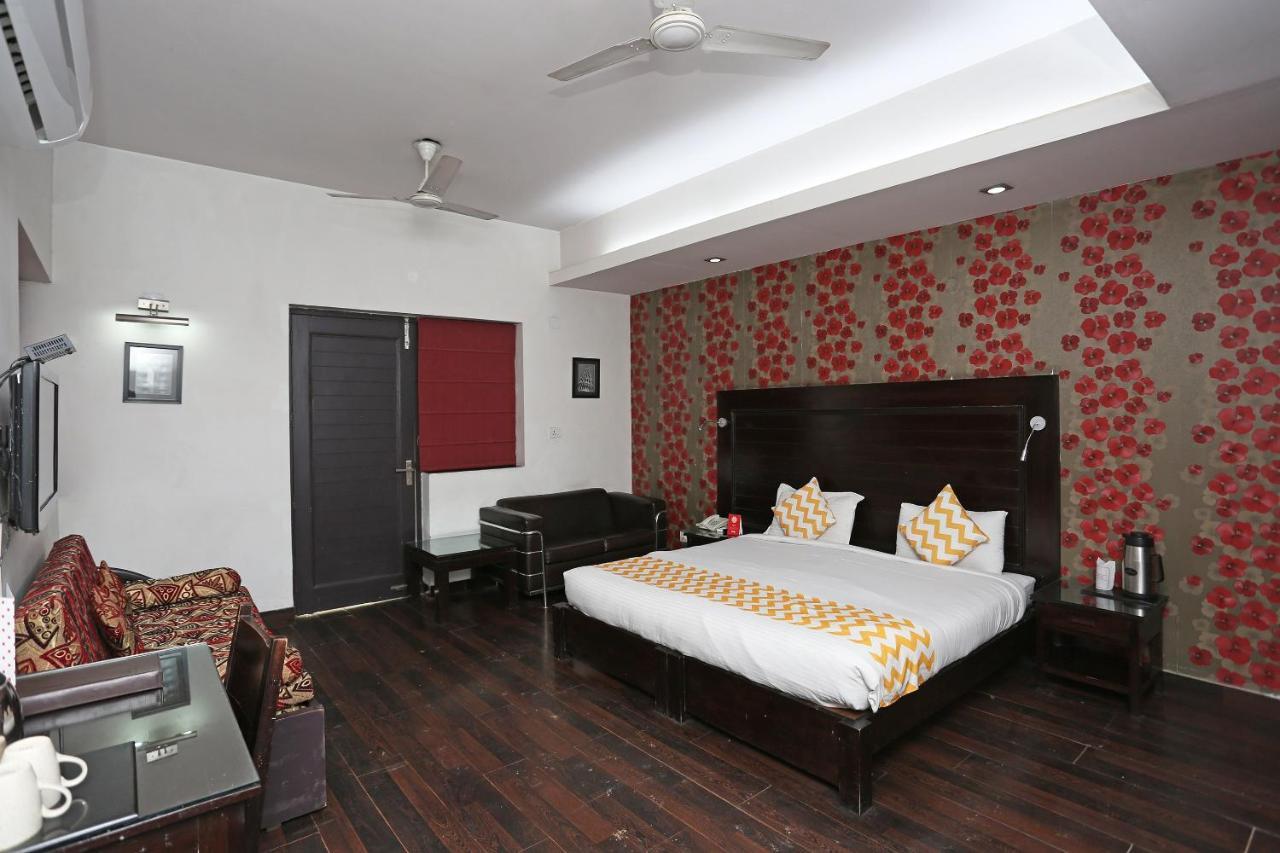 Hotel Chalet Neu-Delhi Exterior foto