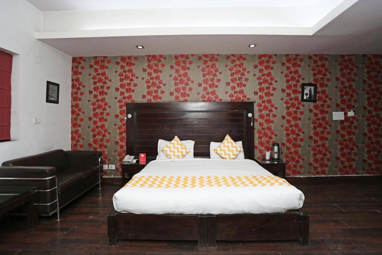 Hotel Chalet Neu-Delhi Exterior foto
