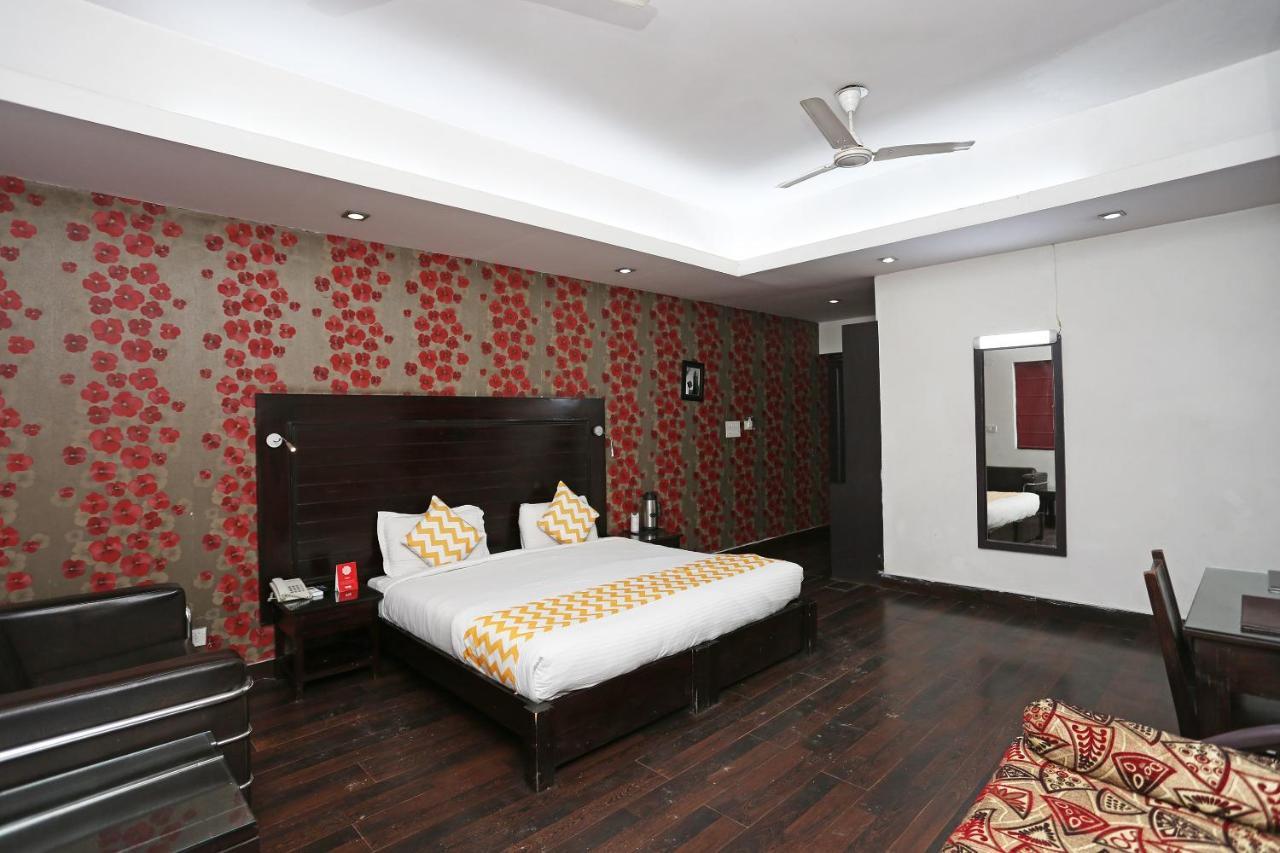 Hotel Chalet Neu-Delhi Exterior foto